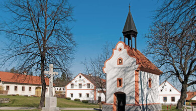 Holašovice – štítová kaple, stav v roce 2017, foto Michaela Špinarová