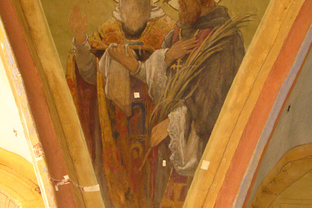 Sv. Jan Nepomucký se sv. Janem Sarkanderem (secesní freska v presbytáři) | © Marie Hrabová